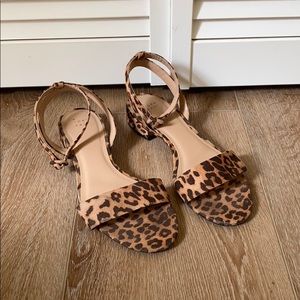 Leopard print ankle strap 1” heel